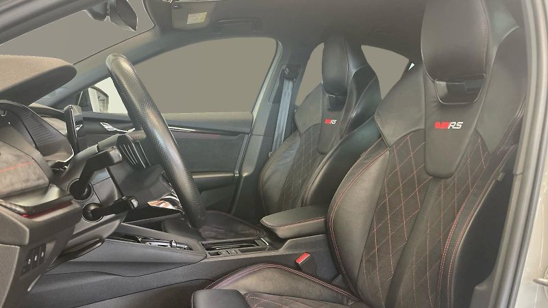 Škoda Octavia (2021) RS 2.0TSI 180kW DSG - fotka 11 z 33