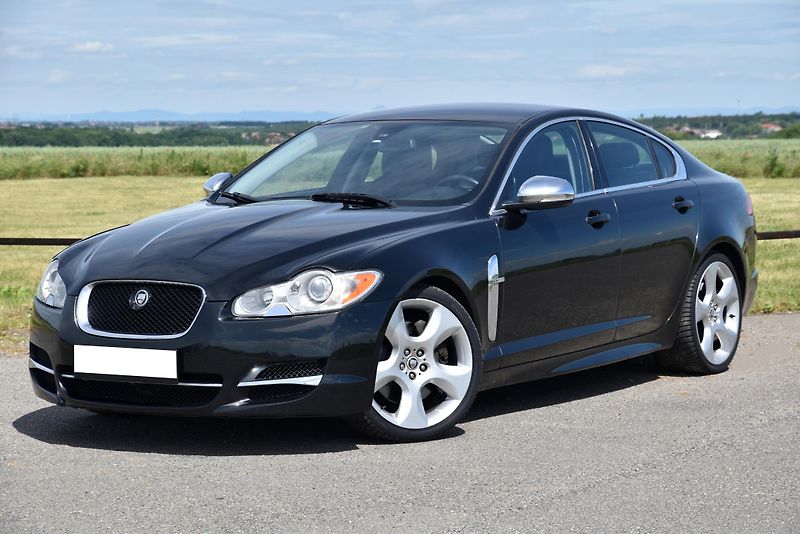 Jaguar XF 3.0 V6 S 202 kW A/T,XENON,NAVI - fotka 1 z 48