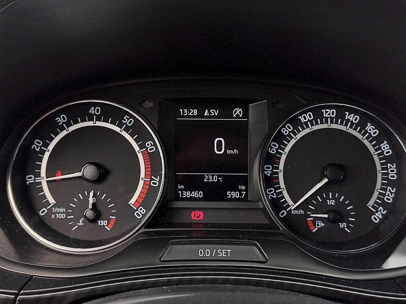 Škoda Fabia (2021) Monte Carlo 1,0 Tsi 81 Kw - fotka 7 z 35