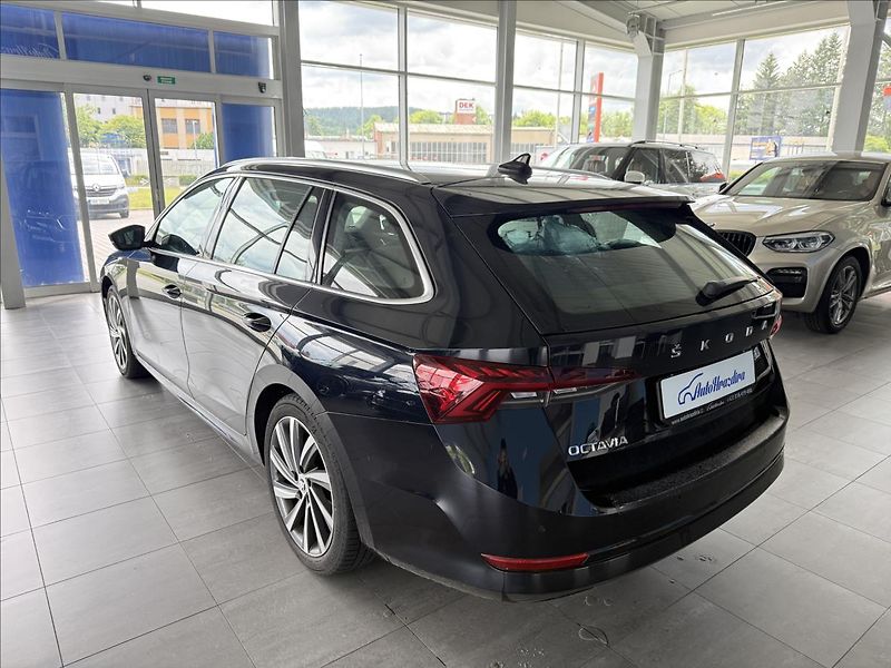Škoda Octavia 2,0   85kW,SERVISKA,ČR,STYLE - fotka 4 z 31