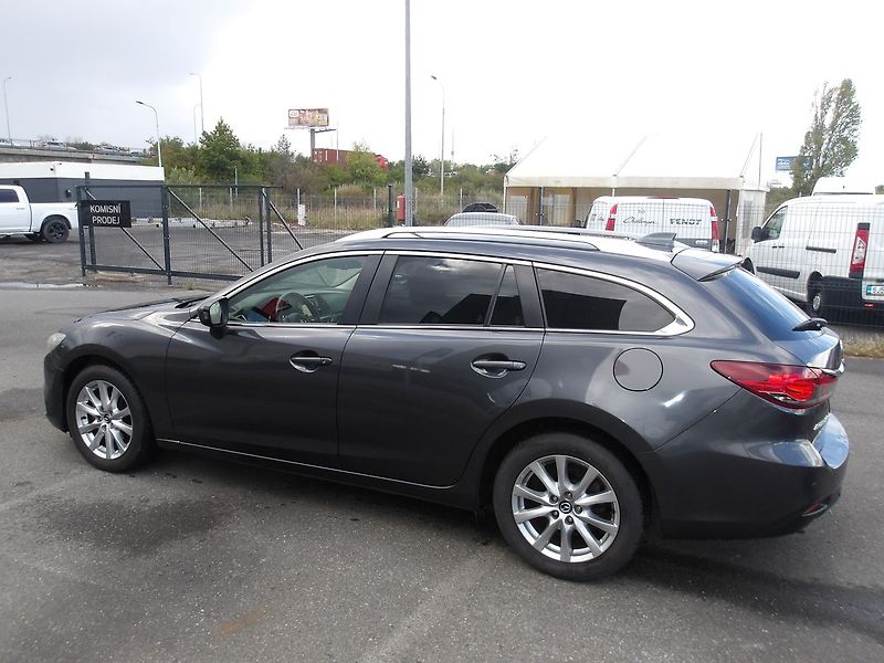 Mazda 6 2,2D PO ROZVODECH ! - fotka 3 z 31