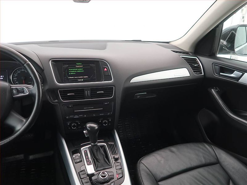 Audi Q5 (2010) S line 3.0 TDI, 4X4, Automat - fotka 8 z 19