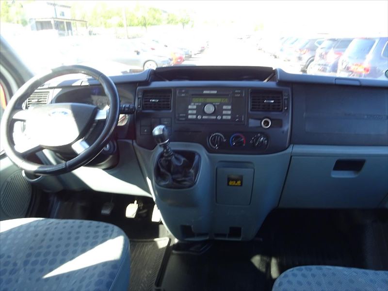 Ford Transit 2,2 - fotka 11 z 22