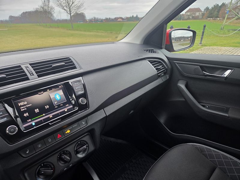 Škoda Fabia (2021) 1.0 TSI 70 kW, 125 let, CZ,DPH - fotka 17 z 25