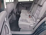 Volkswagen Touran (2011) 2.0 TDi, DSG, webasto - náhled 10