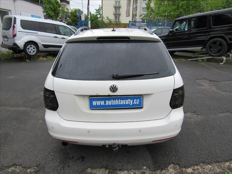 Volkswagen Golf 1,2 TSI 77kW Variant BlueMotio - fotka 5 z 29