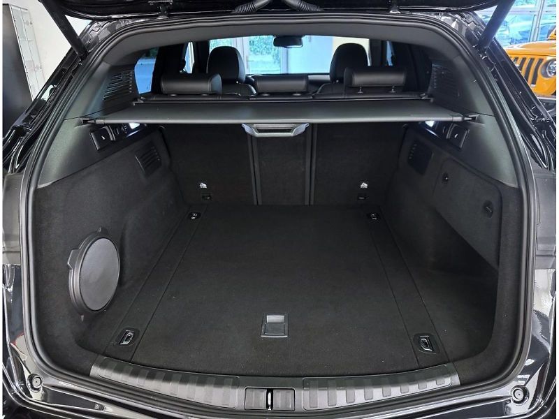 Alfa Romeo Stelvio (2025) 2.9 V6 BiTurbo 520k QV Carbon - fotka 28 z 28