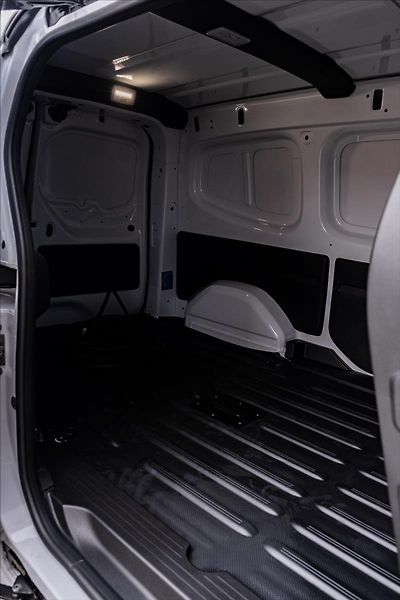 Nissan Townstar 0,0 EV VAN 45 kWh L2 TEKNA - fotka 30 z 33