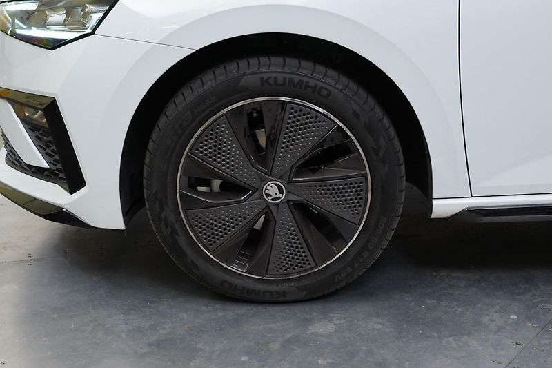 Škoda Scala - fotka 10 z 25