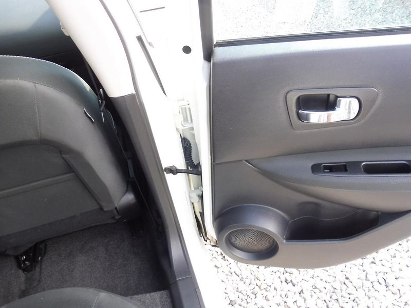 Nissan Qashqai 1.5DCi 110PS NAVI STK TOP STAV - fotka 142 z 189