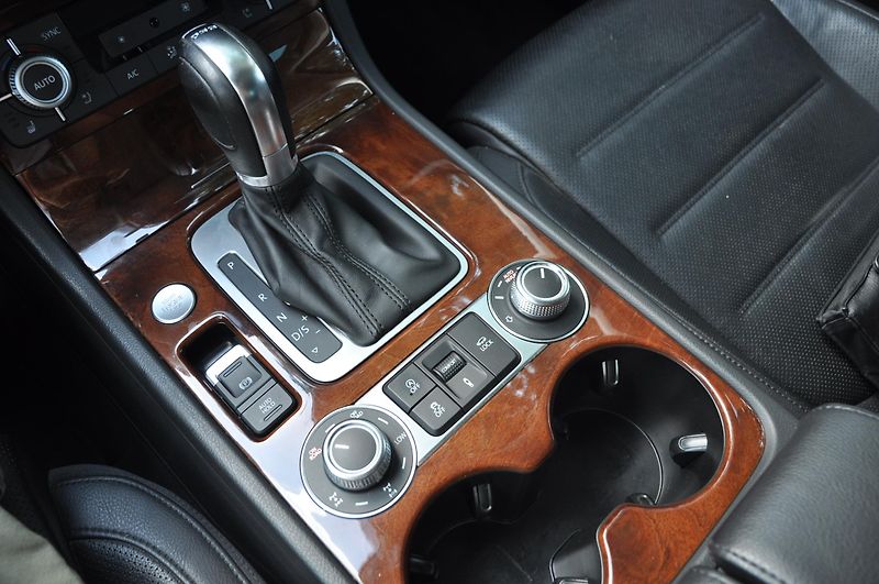 Volkswagen Touareg 3.0TDi 193kW 4x4 Automat - fotka 18 z 28