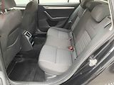 Škoda Octavia (2015) 2.0 TDi 4x4, Elegance - náhled 10
