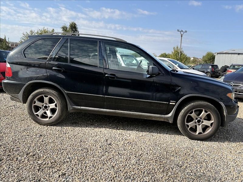 BMW X5 3,0 i 4X4 A/T 170kW - fotka 4 z 28