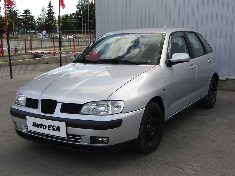 Seat Ibiza (1999) 1.4 i, AC, park.asist - fotka 3 z 16