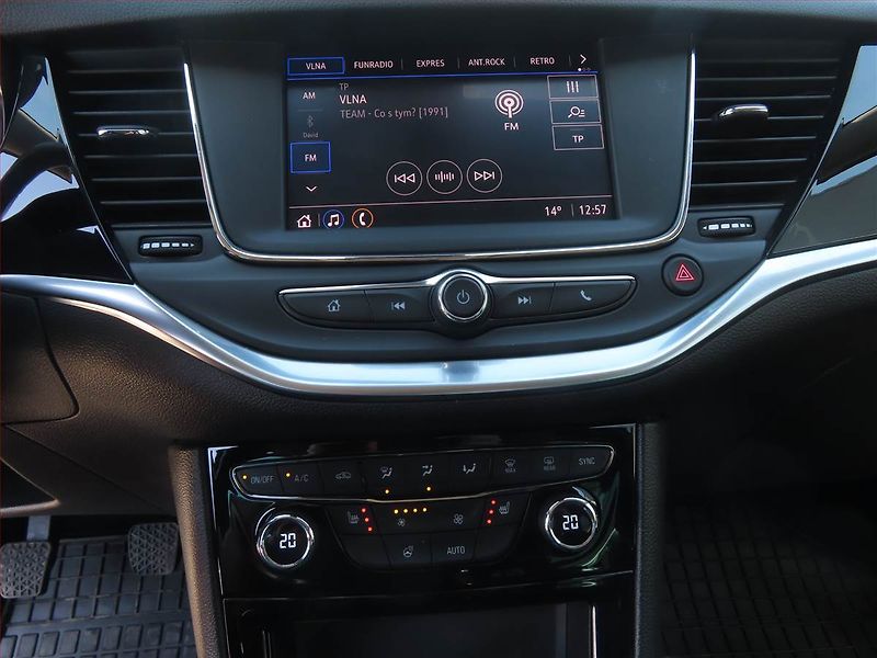 Opel Astra (2020) 1.2 Turbo, Serv.kniha, Kůže - fotka 17 z 19
