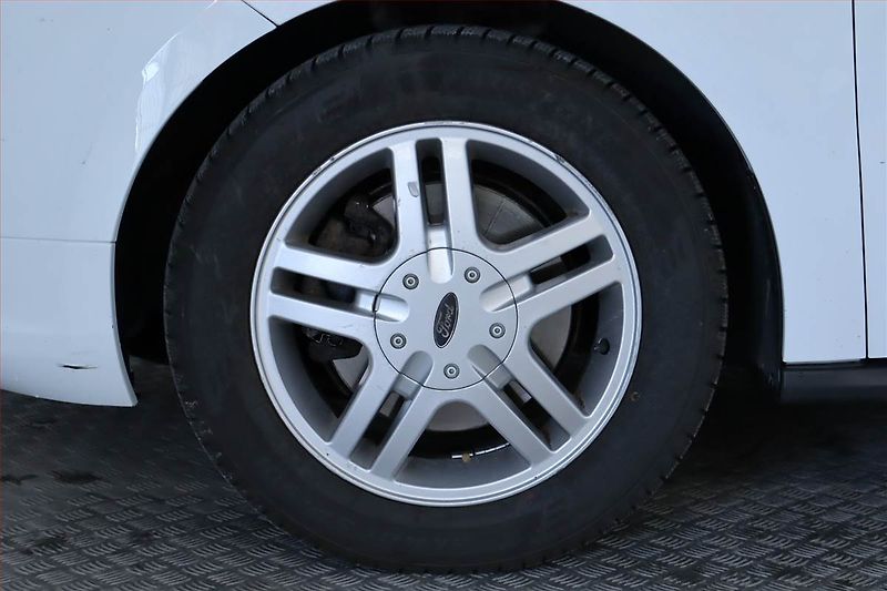 Ford Tourneo Courier (2018) Trend 1.5 TDCI, 5Míst, SR, DPH - fotka 15 z 18