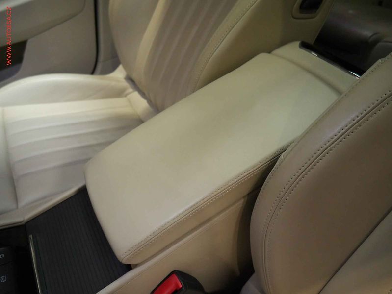 Škoda Superb (2016) 2.0 TSi 4x4, L&K, DSG, navi - fotka 18 z 23