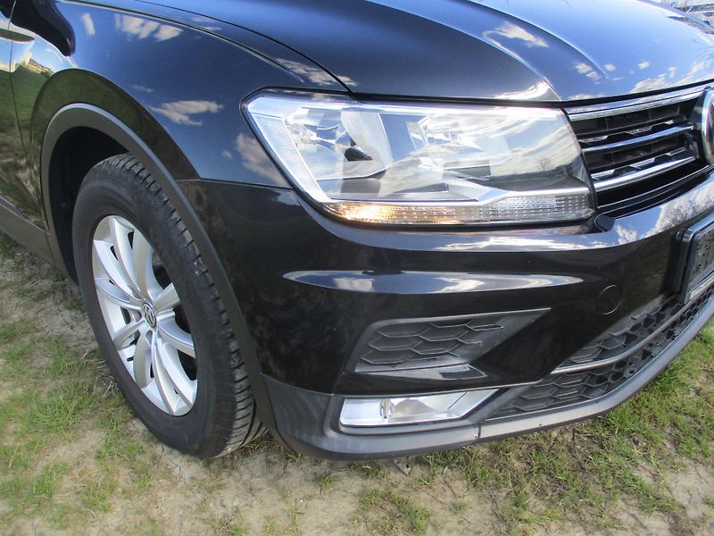 Volkswagen Tiguan 2.0TDi 110kW*TZ*PANORAMA*6MAN - fotka 24 z 43