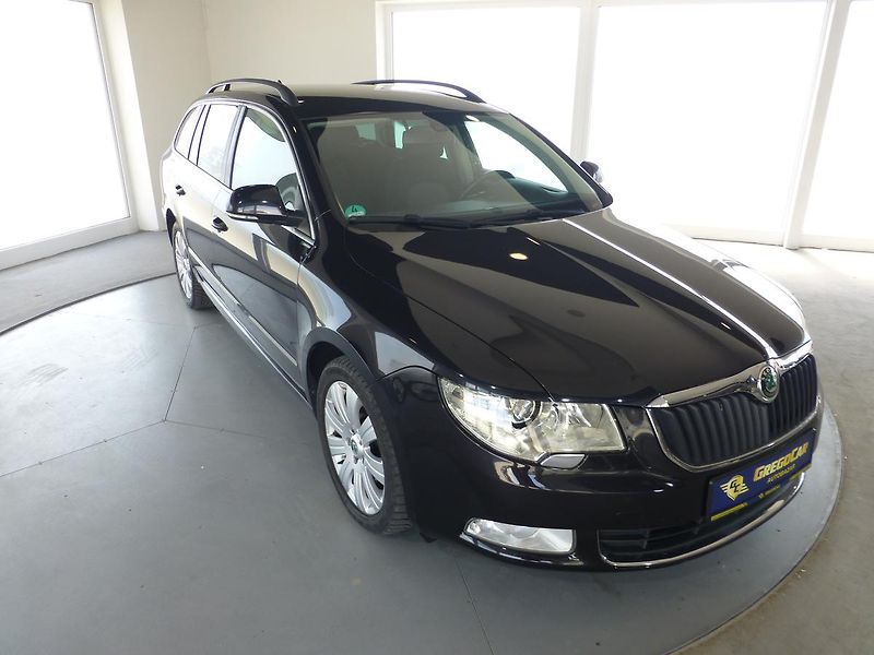 Škoda Superb (2013) 2,0TDI*VYHŘ.S*PARK.S**NAVIGACE - fotka 4 z 28