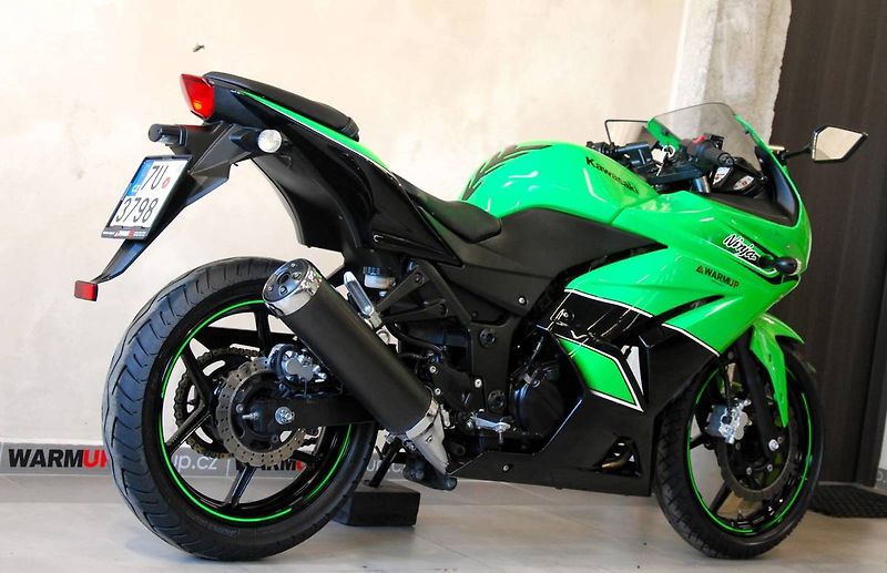 Kawasaki Ninja 250 R (2010) Ninja 250R - hezký stav, ŘP sk - fotka 3 z 20