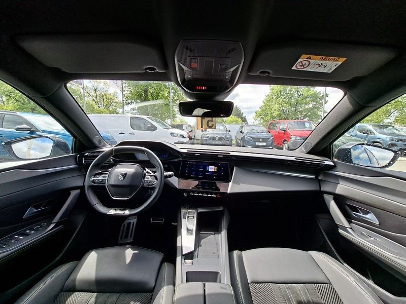 Peugeot 308 SW e-GT 115 kW/156k 54 kWh - fotka 2 z 30