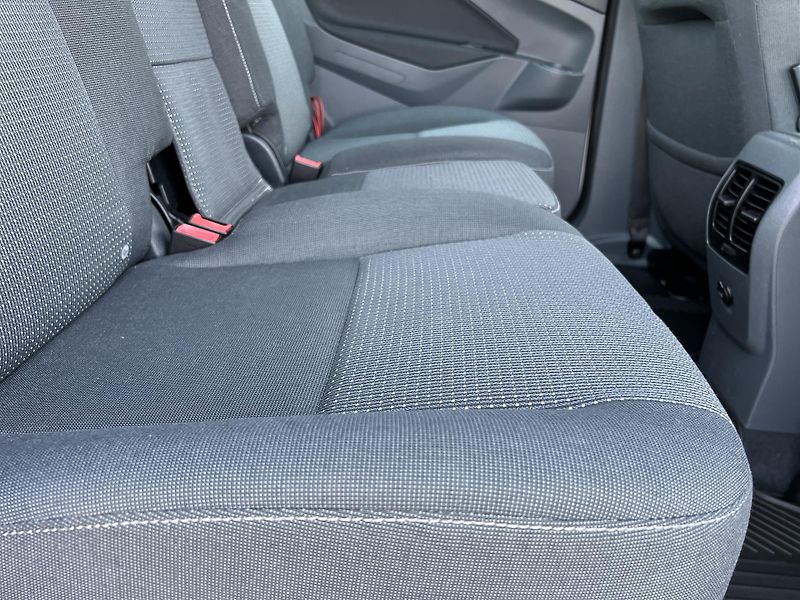 Ford Grand C-MAX 1.6HDi 7MÍST ČR odp.DPH - fotka 29 z 41