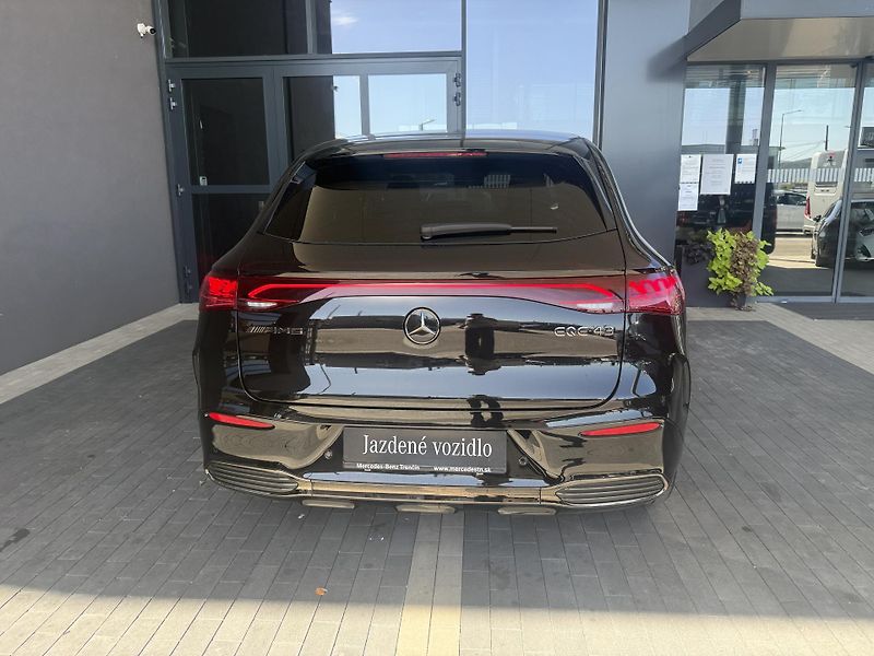 Mercedes-Benz EQE (2023) EQE 43 AMG 4MATIC SUV - fotka 11 z 54