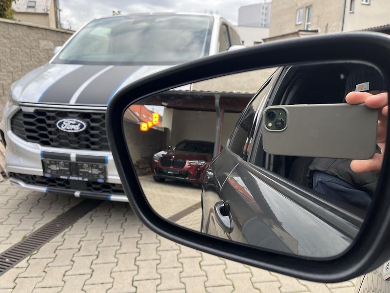 Ford Kuga (2023) 2.5 Plug-in Hybrid, ST-Line  - fotka 22 z 44