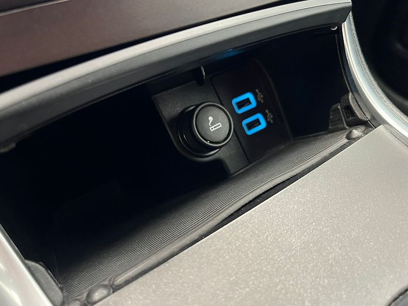 Ford S-MAX 2.5 HEV ST-Line 7 míst - fotka 23 z 65