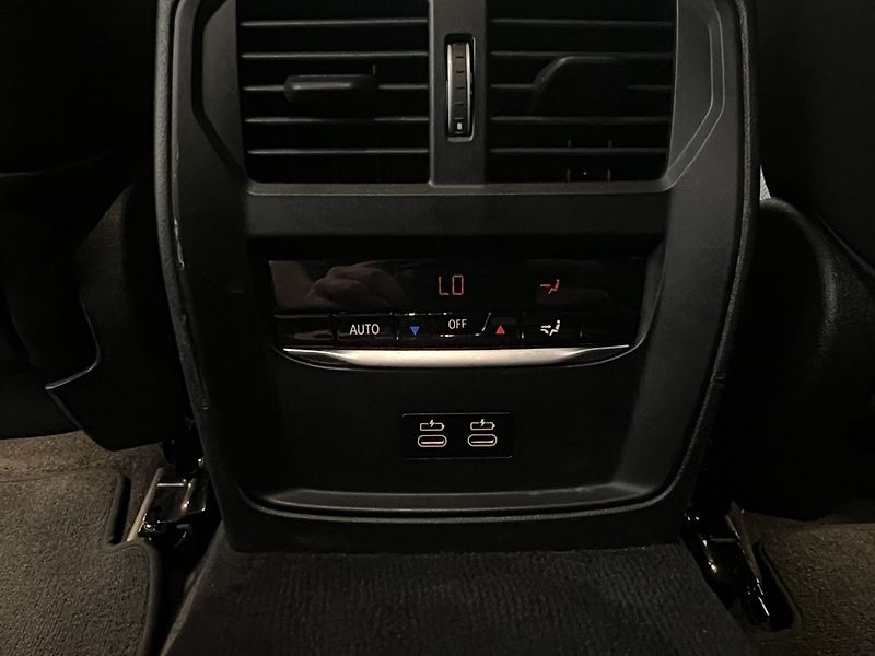 BMW Řada 3 330e xDrive M-Sport Kam ACC Ta - fotka 32 z 36