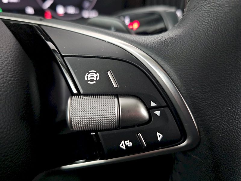 Škoda Superb (2024) 2.0TSI 195kW 4x4 DSG LAURIN A - fotka 20 z 30