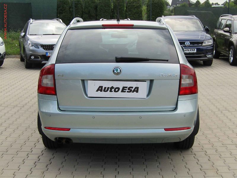 Škoda Octavia (2012) 1.4 TSi, ČR, AC, temp - fotka 5 z 16