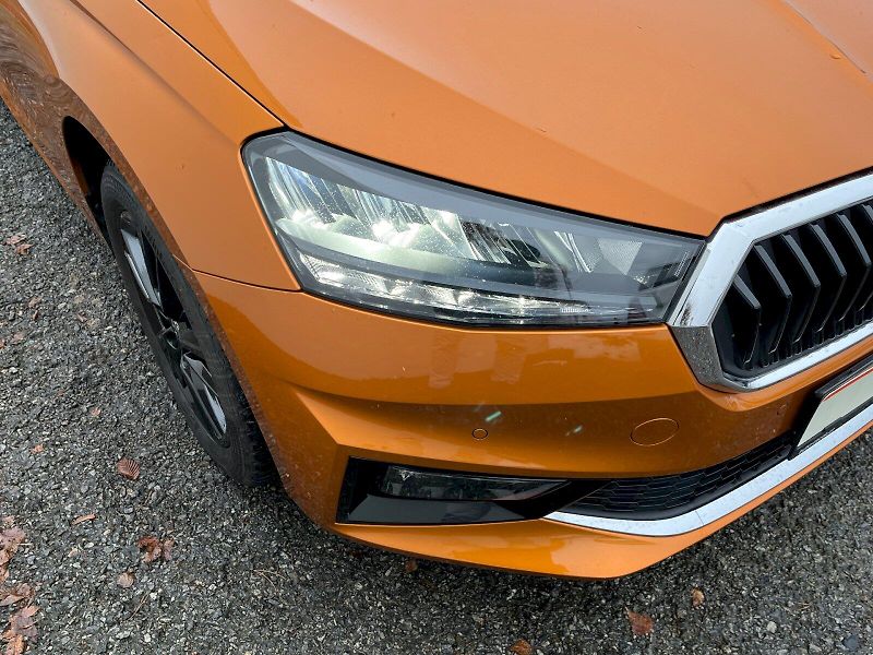 Škoda Fabia (2024) 1.0 TSI 85kW Top Selection DSG - fotka 14 z 26