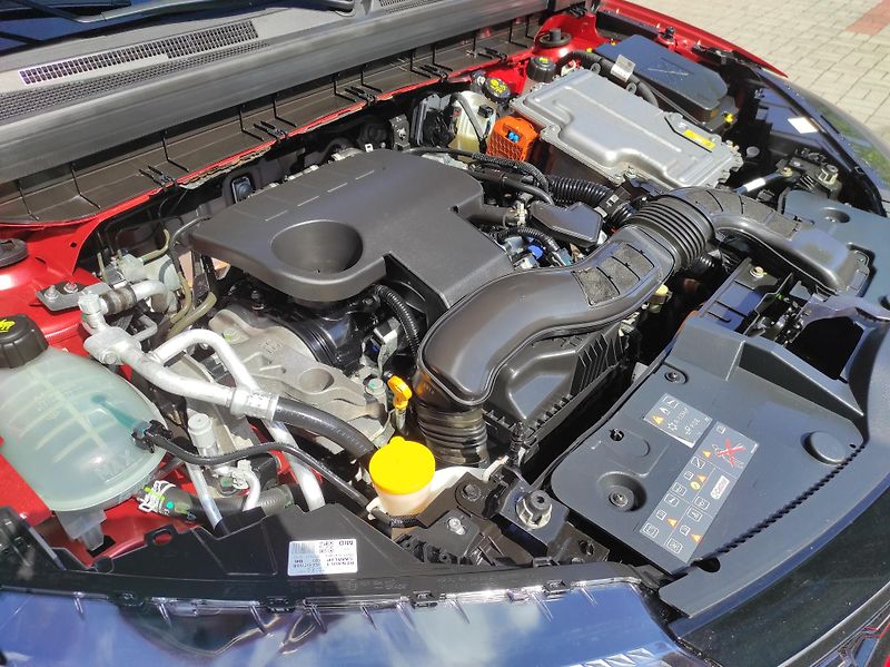 Renault Arkana 1,6E-Tech R.S.L.,Full Hyb,AT - fotka 27 z 39