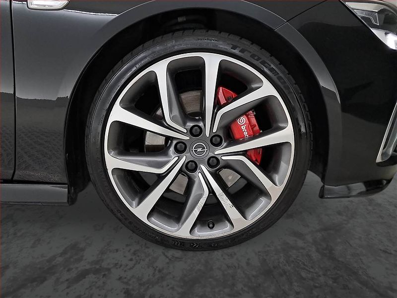 Opel Insignia (2021) OPC Line 2.0 Turbo GSi, 4X4 - fotka 15 z 19