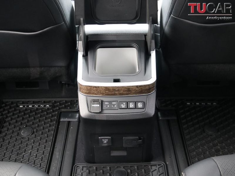 Toyota Sienna (2026) Platinum 2.5 HEV AWD - fotka 61 z 76
