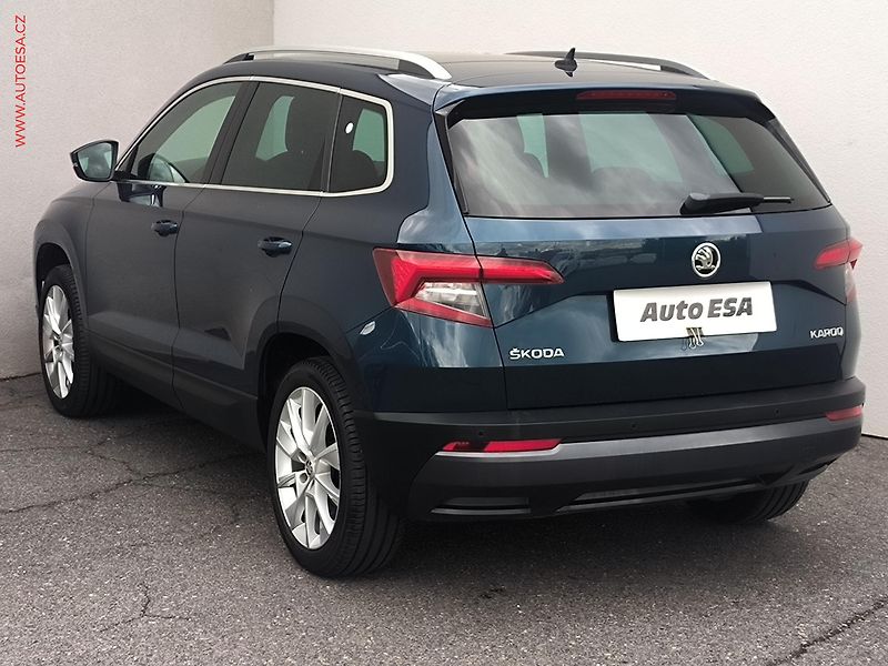 Škoda Karoq (2018) 1.5 TSi, Style, DSG, panor - fotka 6 z 26