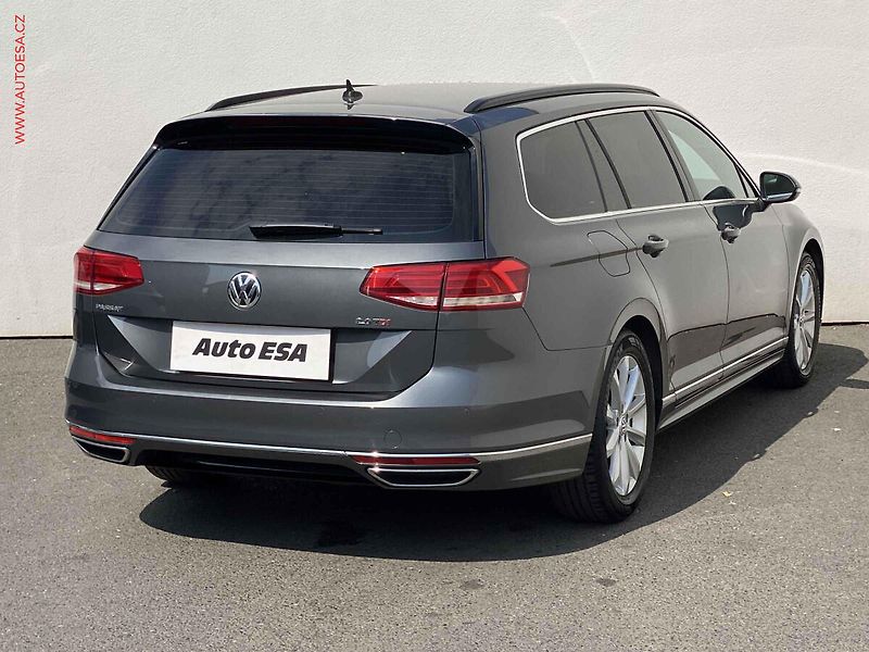 Volkswagen Passat (2015) 2.0 TDi, AC, výhřev sed. - fotka 4 z 19