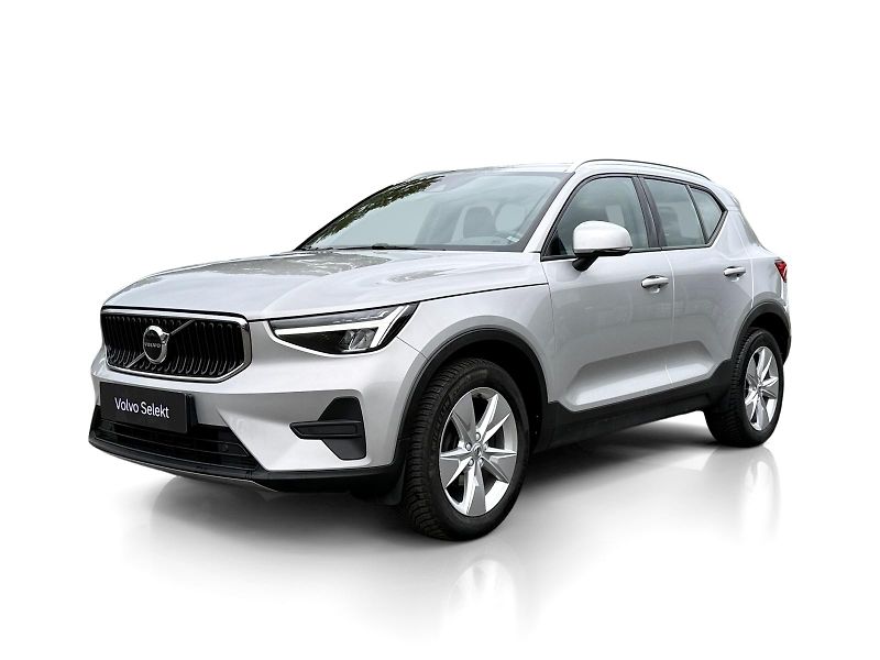 Volvo XC40 T2 FWD // CORE // ČR // 1.maj. - fotografie inzerátu