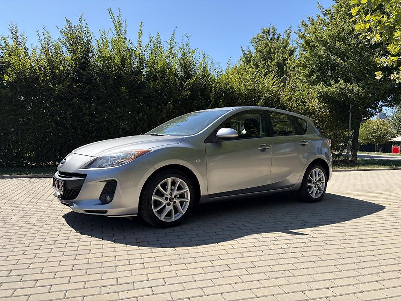 Mazda 3 1.6 Edition - fotka 4 z 31