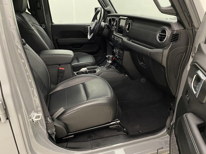 Jeep Wrangler UNLIMITED PHEV 4xE CZ 1.maj - fotka 23 z 61