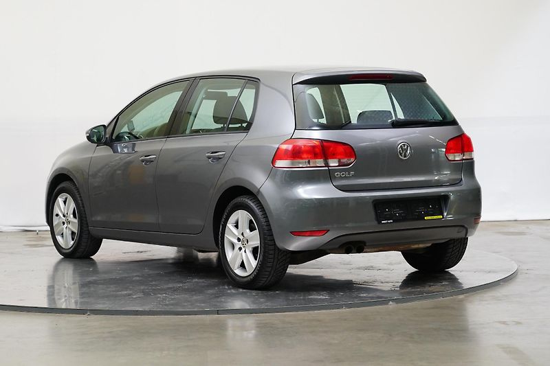 Volkswagen Golf - fotka 23 z 26