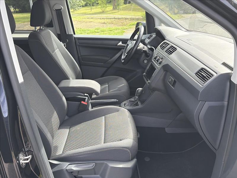 Volkswagen Caddy 1,4 TSI 96 kW DSG STYLE - fotka 15 z 26