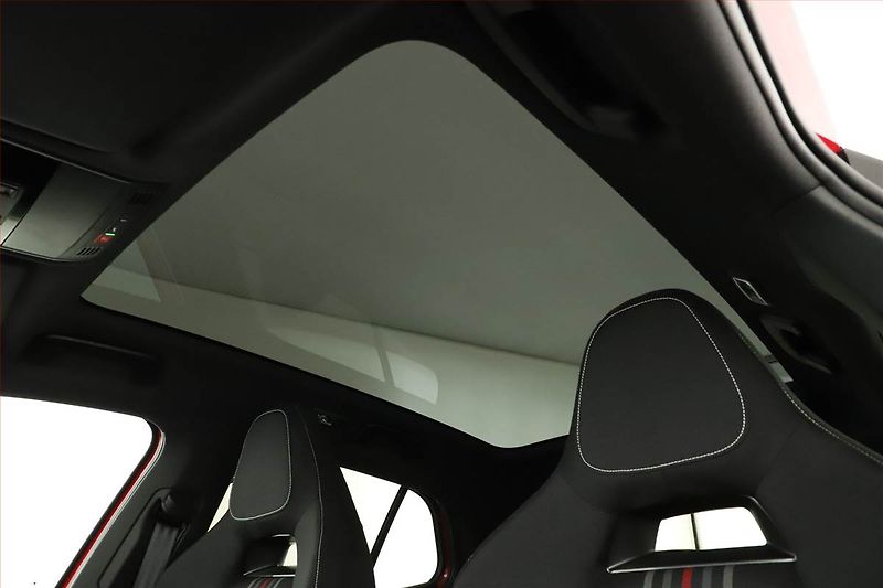 Škoda Fabia (2024) Monte Carlo 1.5 TSI - fotka 13 z 16