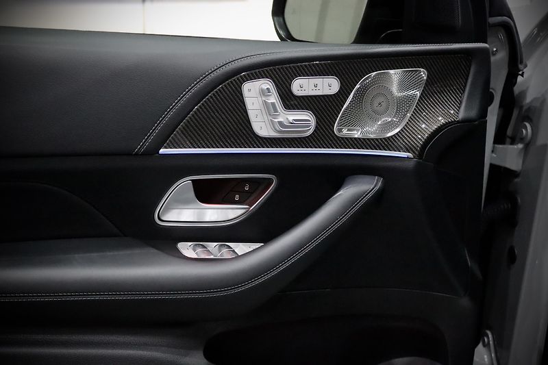 Mercedes-Benz GLE Coupé 53 AMG 4MATIC+ 320 kW - fotka 17 z 53