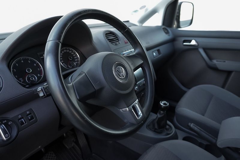 Volkswagen Caddy 1.2 TSi COMFORTLINE - fotka 14 z 31