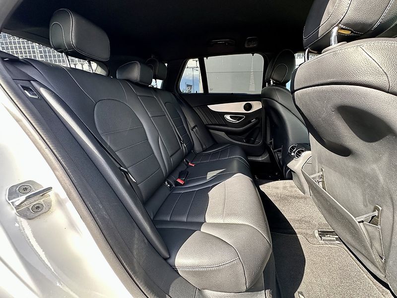 Mercedes-Benz Třídy C (2015) 220 BluTEC kombi - fotka 14 z 30