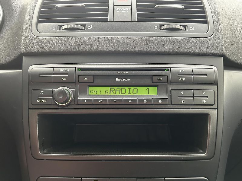 Škoda Yeti 2,0 TDI Active - fotka 11 z 24