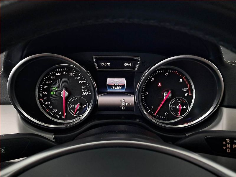 Mercedes-Benz GLE (2016) 350 d - fotka 11 z 20