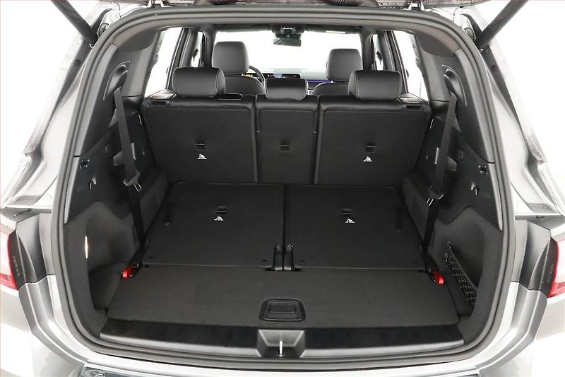 Mercedes-Benz GLB (2026) 200 d, AMG Line, Navigavce - fotka 26 z 29